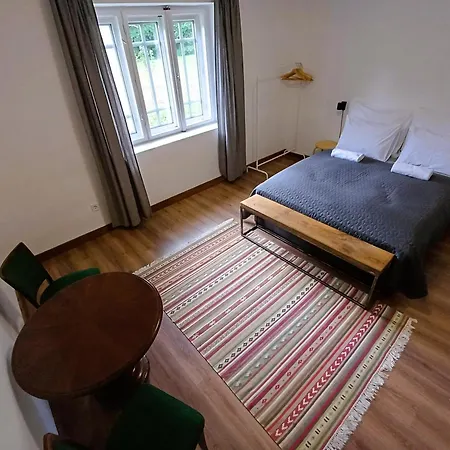 Fueveskert Vendeghazak